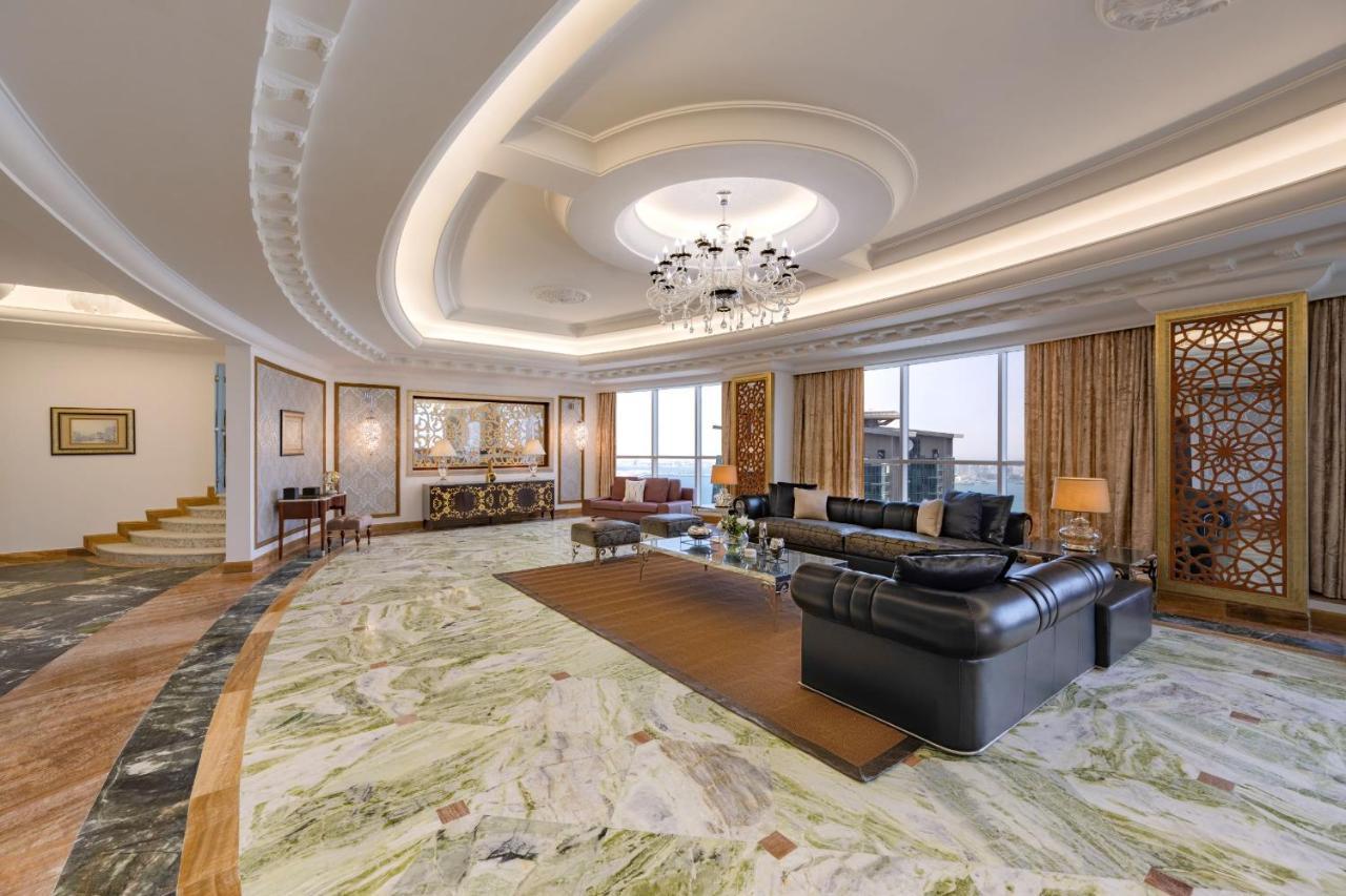 Dusit Hotel & Suites - Доха Екстериор снимка Presidential Suite